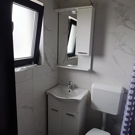 Apartment Prenociste